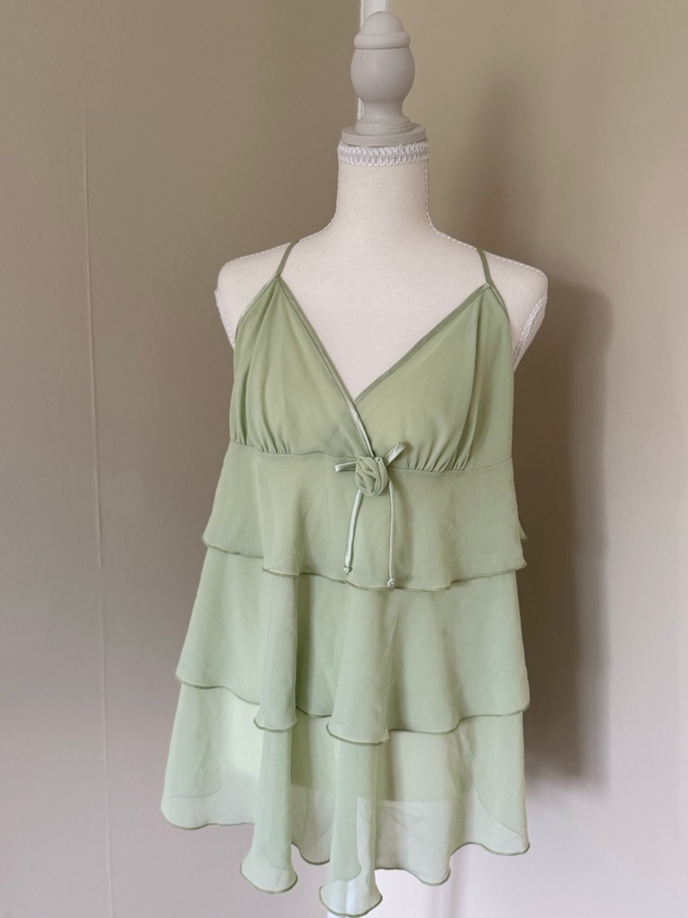 Y2K fairycore Tiered Ruffle V-Neck Babydoll Cami Top - Light sage Green L - Picture 2 of 16